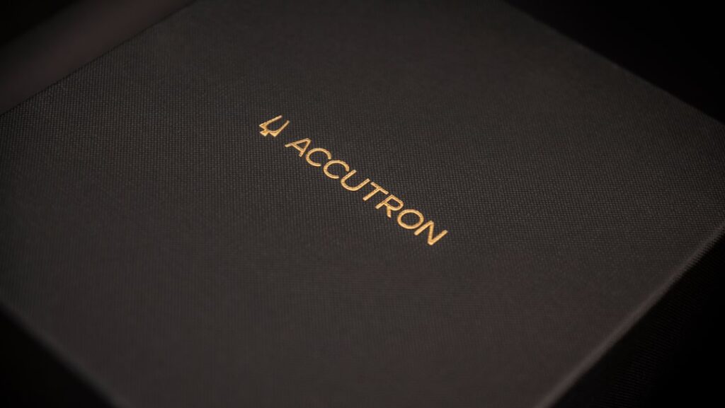 Luxury Diffusers: Cold-Air Nebulization vs. Hotel Scent - monochrome luxury diffuser